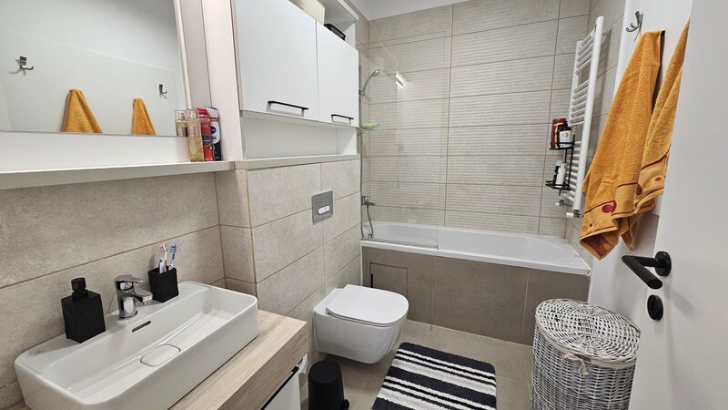 Vulcan Residence, zona Sebastian